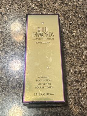 White Diamonds Body Radiance Lotion by Elizabeth Taylor NEW